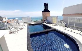 Apartamento Gaivotas - Praia a 20m, conforto e Wi-Fi rápido